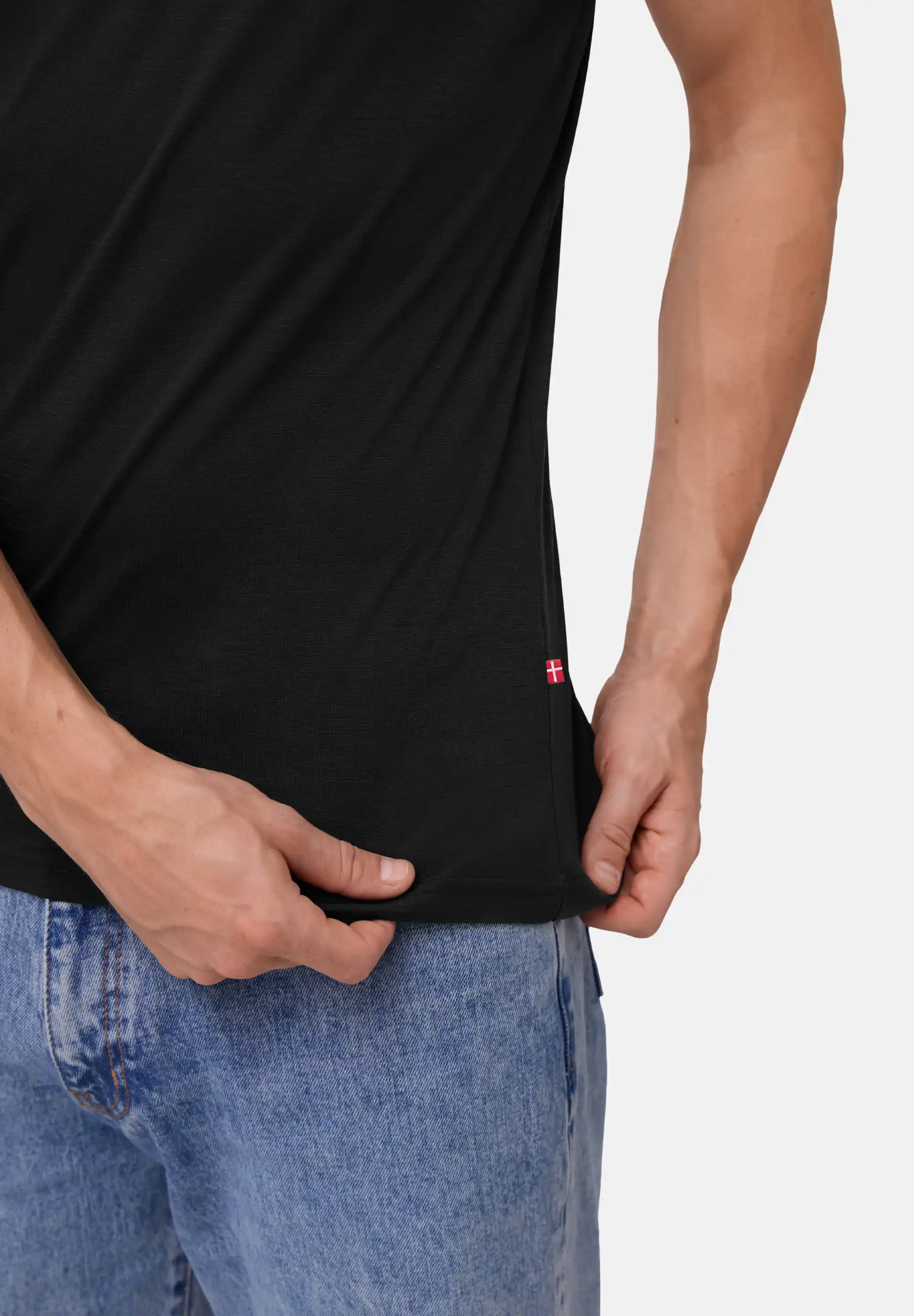 PURE MERINO T-SHIRT - Image 9